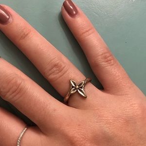 James Avery cross ring